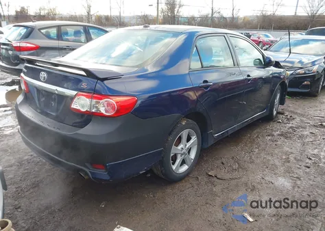2011 Toyota Corolla S z USA, uszkodzony, nr VIN 2T1BU4EE6BC687566